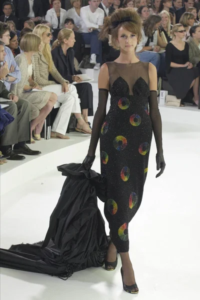 Look 32